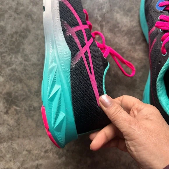 ASICS Women's Black and Pink Athletic Shoes - Picture 2 of 5